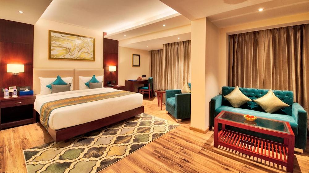 Golden Tulip Essential Jaipur Hotel Exterior photo
