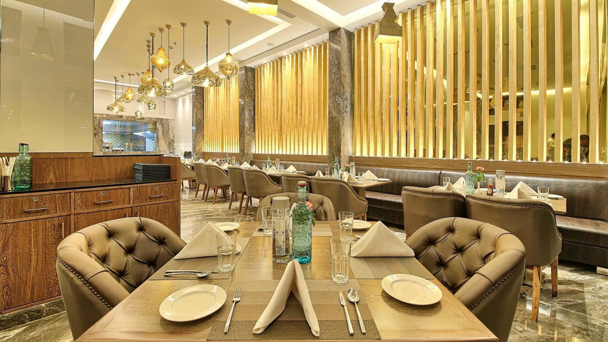 Golden Tulip Essential Jaipur Hotel Exterior photo