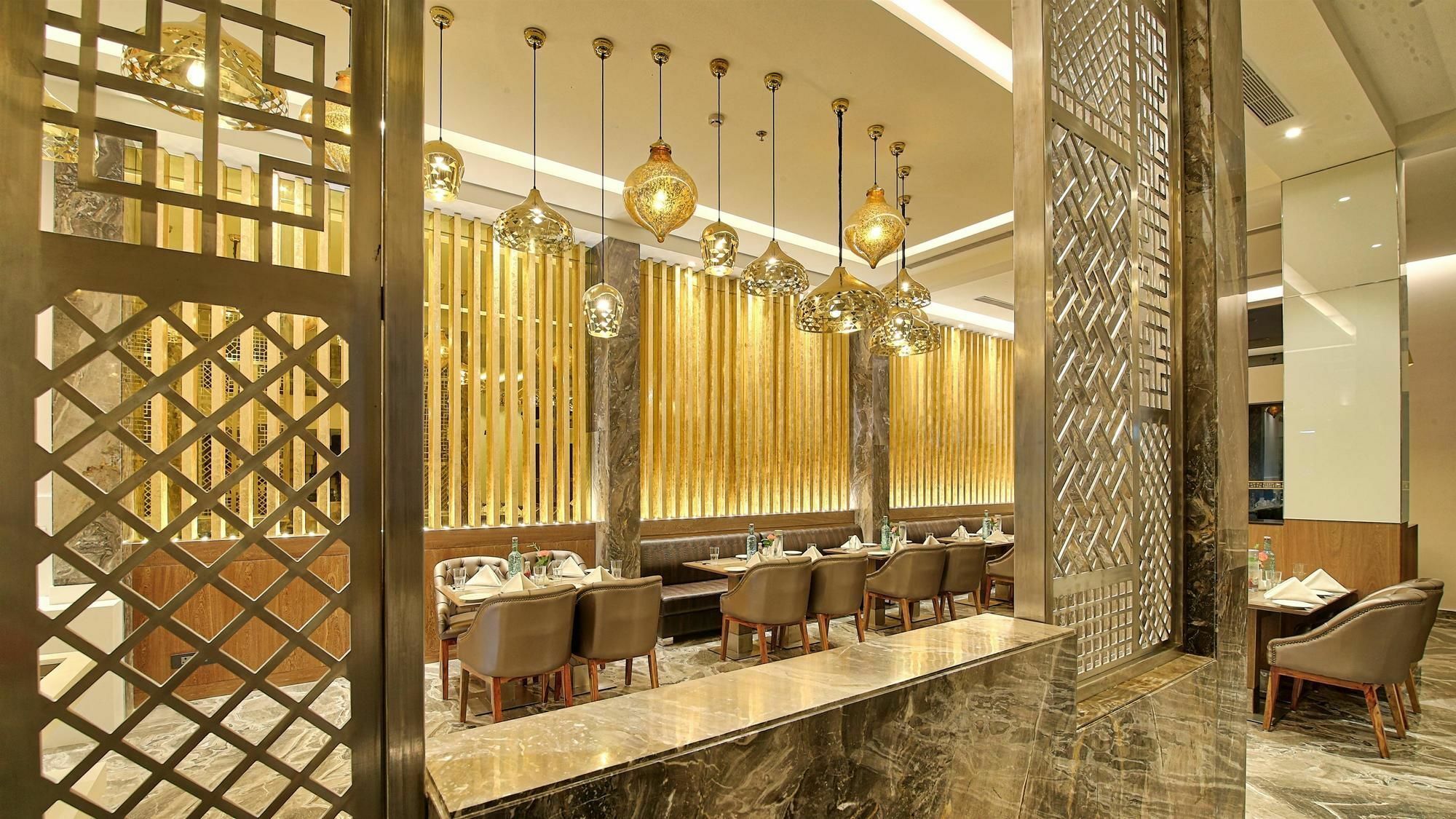 Golden Tulip Essential Jaipur Hotel Exterior photo